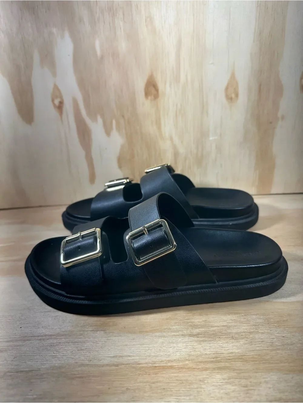 Banana Republic Black Double-Buckle Slide Sandals  Women’s Size 7.5